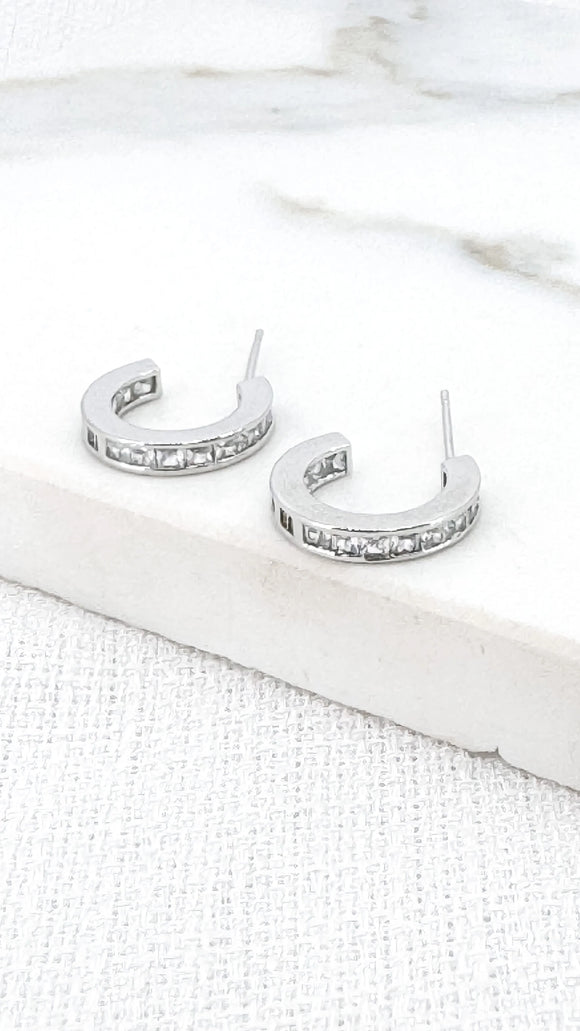 ENVY DIAMANTE MINI HOOP EARRINGS