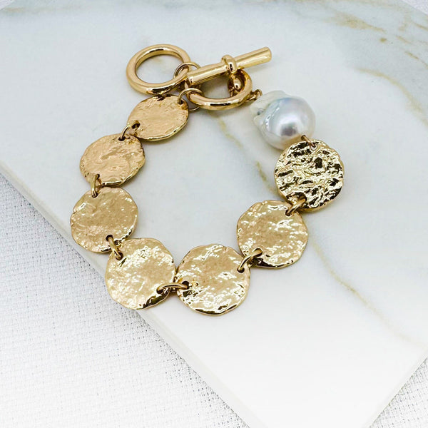 ENVY HAMMERED COIN PEARL STONE BRACELET