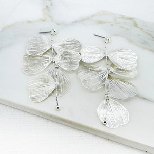 ENVY OPAQUE PETAL EARRINGS SILVER