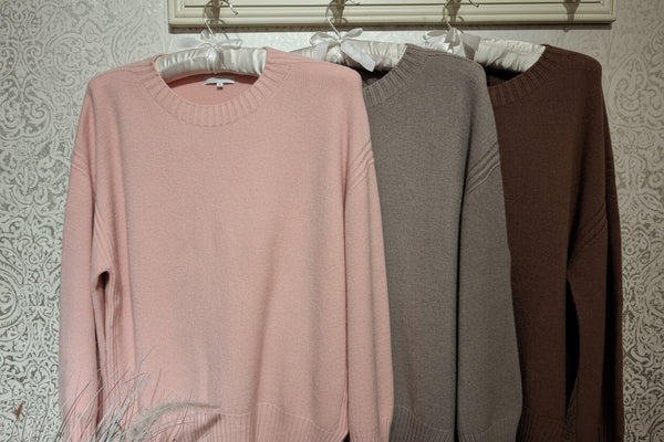 SADIE SEAM DETAIL SIDE SPLIT KNIT