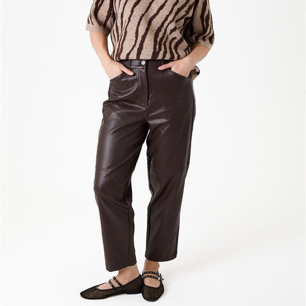 FAUX LEATHER BARREL LEG TROUSERS BROWN
