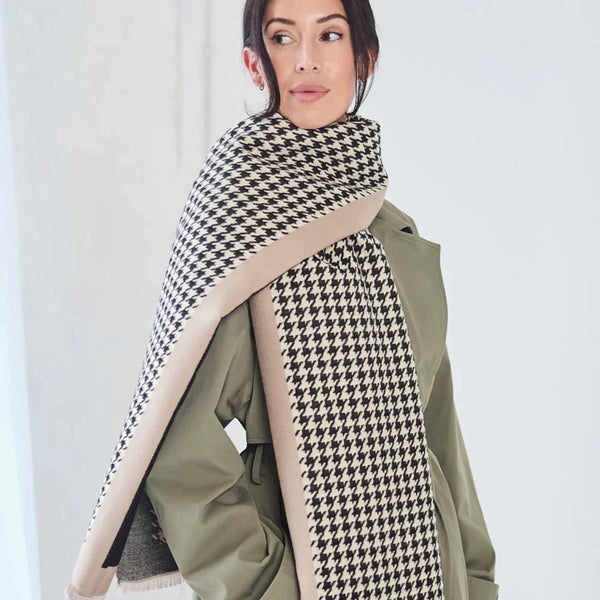 ELIE BEAUMONT DOGTOOTH CHECK SHAWL