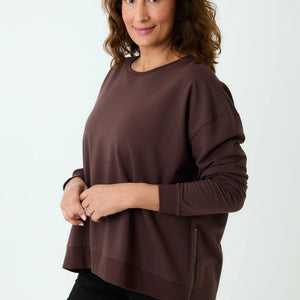DREAMS ZIP SWEATSHIRT IN CHOCOLATE