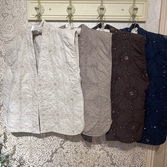 QUILTED SEQUIN GILET