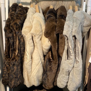 HOODED FAUX FUR GILET