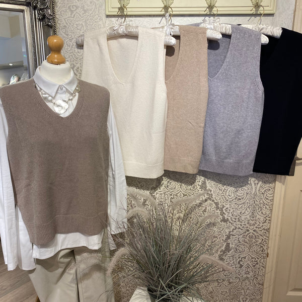 ERIN V-NECK KNITTED TANK TOP