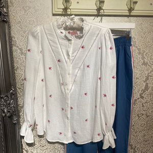 RED & BLUE EMBROIDERY FLOWER COTTON BLOUSE