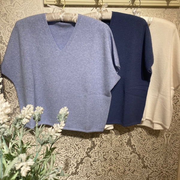 EM SHORT SLEEVE V NECK KNIT