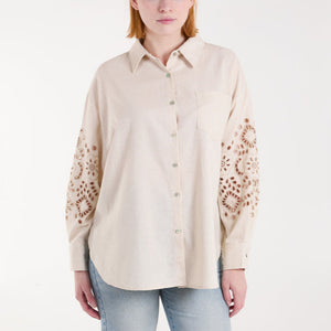 CUT OUT LINEN MIX SHIRT IN LIGHT STONE