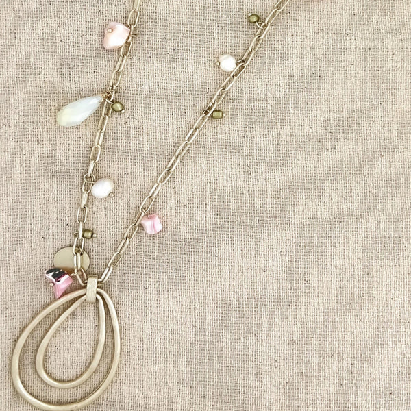 ENVY PINK BEAD HOOP GOLD NECKLACE