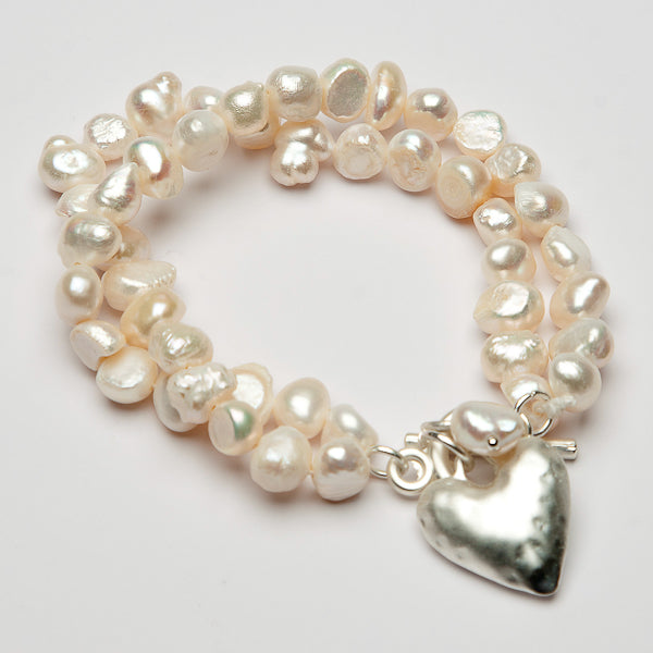 HAMMERED HEART TWIN STRAND CREAM PEARL BRACELET