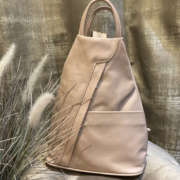ZIP LEATHER BACKPACK IN DUSKY PINK
