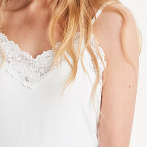 A POSTCARD FROM BRIGHTON LING LING LACE VEST IN DAISY WHITE