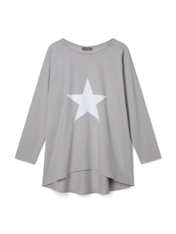 CHALK ROBYN GIANT STAR TOP IN DOVE GREY